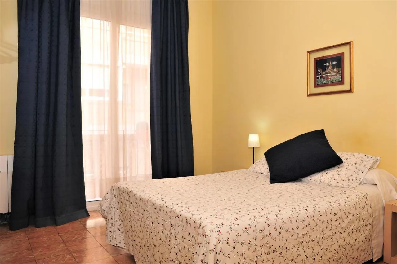 Guest house Hostal Bejar Barcelona Spain
